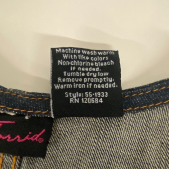 Torrid Denim Vest - Size 2 - Picture 7 of 7